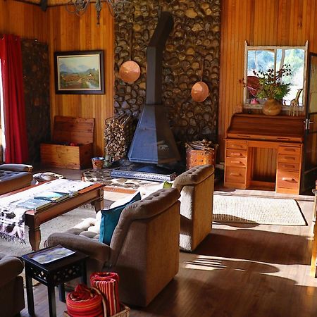 Kukummi Lodge - Formerly Mackaya Bella Country Lodge Champagne Valley 外观 照片