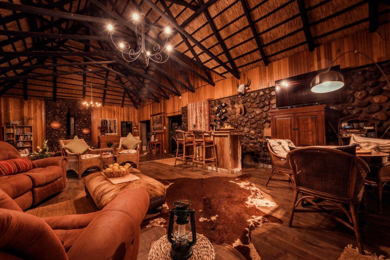 Kukummi Lodge - Formerly Mackaya Bella Country Lodge Champagne Valley 外观 照片