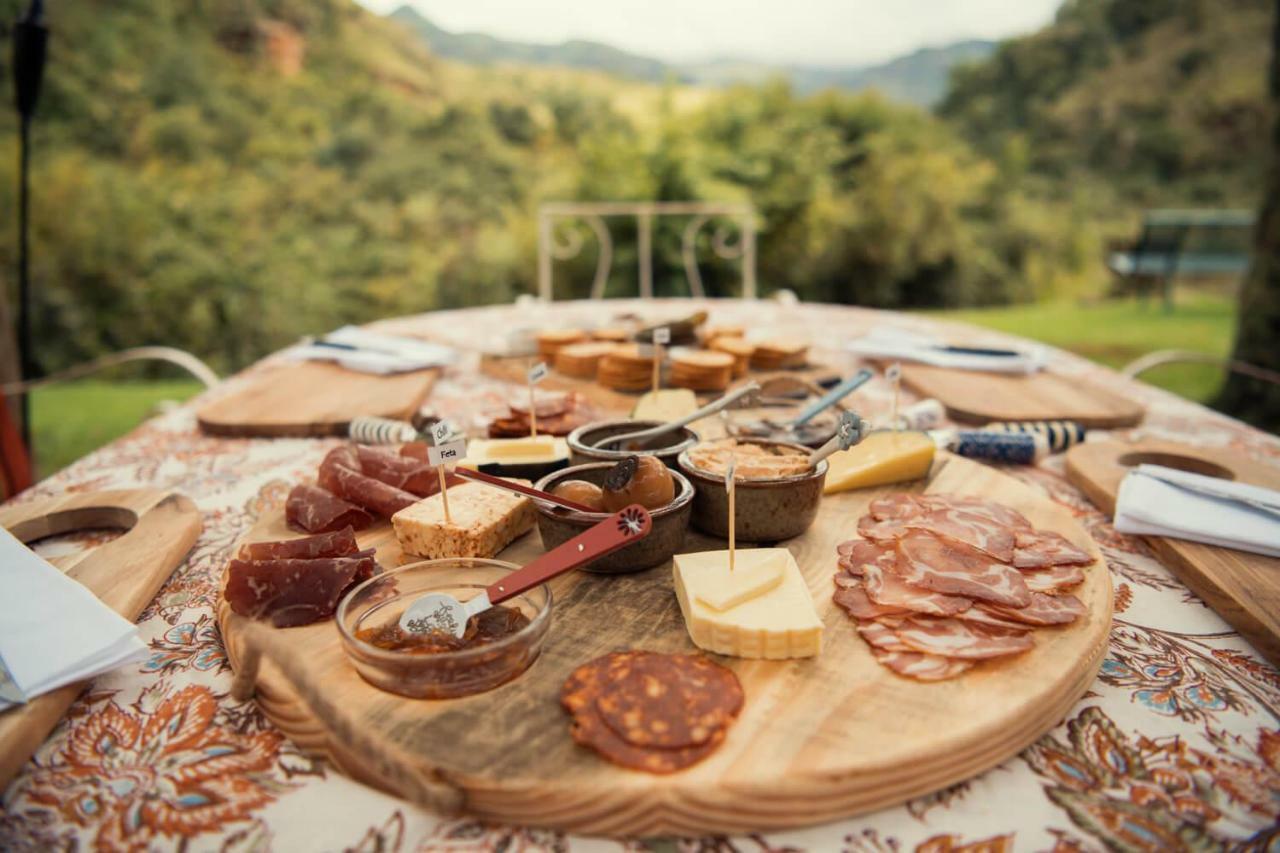 Kukummi Lodge - Formerly Mackaya Bella Country Lodge Champagne Valley 外观 照片